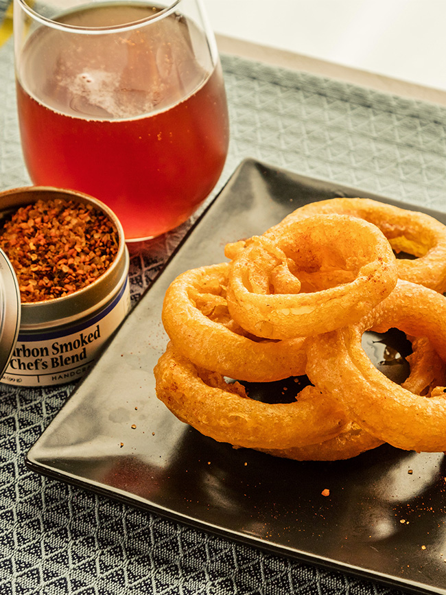 Spiced Onion Rings with Aioli Dipping Sauce